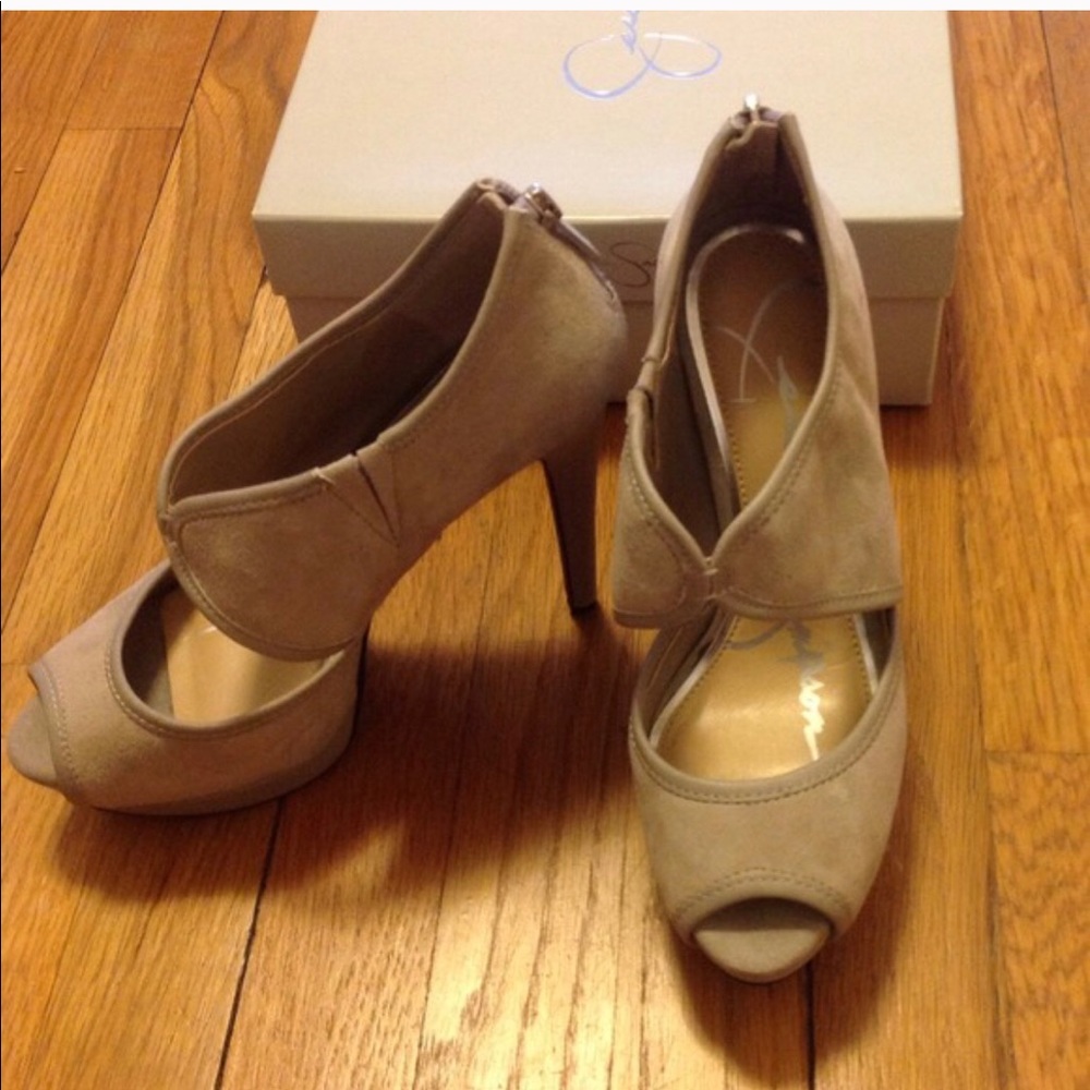 Jessica Simpson 6.5 heels